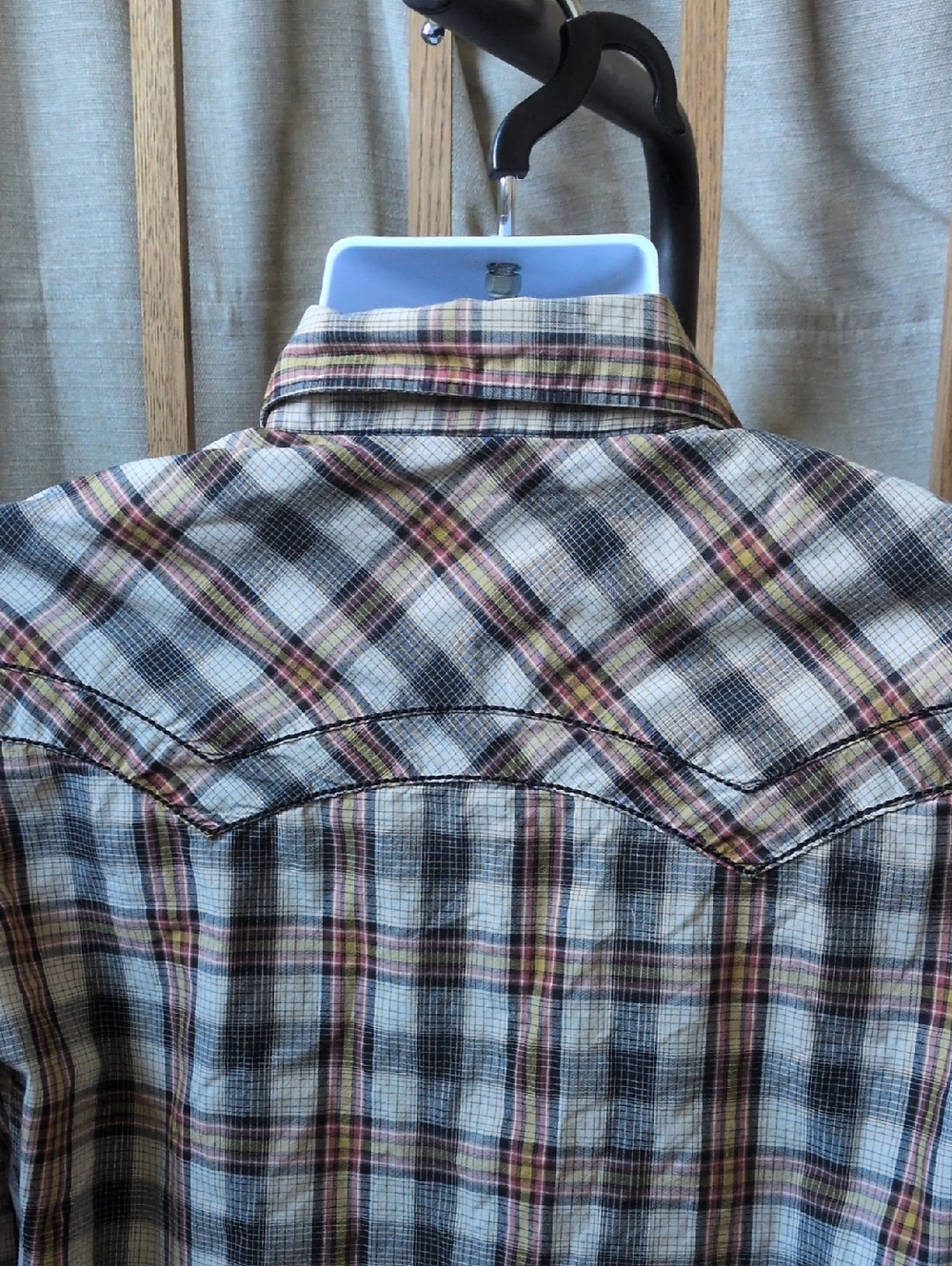 ✨ Vintage Wrangler Plaid Pearl Snap Button Down Shirt Size M - Picture 10 of 14